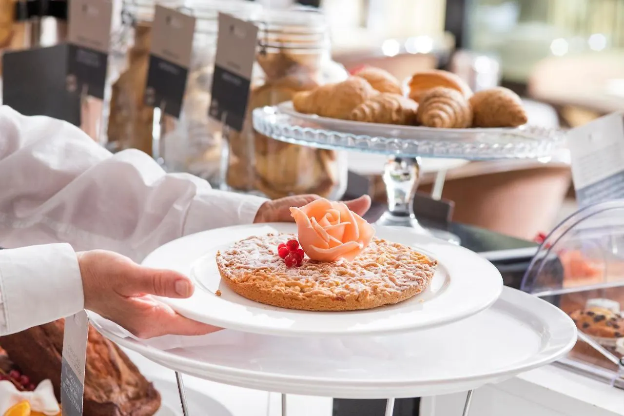 Otel Mercure Villa Romanazzi Carducci Bari