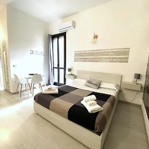 Apartament Newhouse Crispi 78, Bari