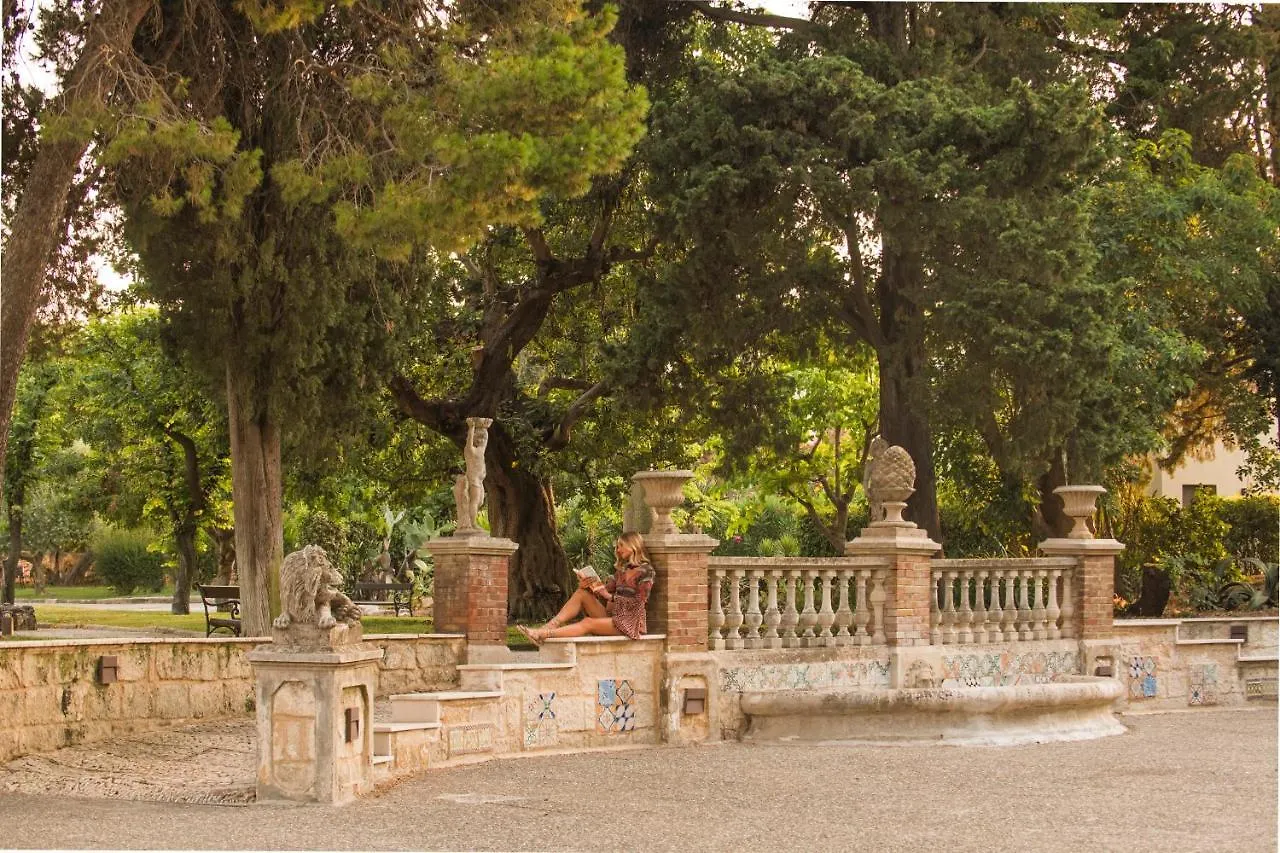 Mercure Villa Romanazzi Carducci בארי מלון