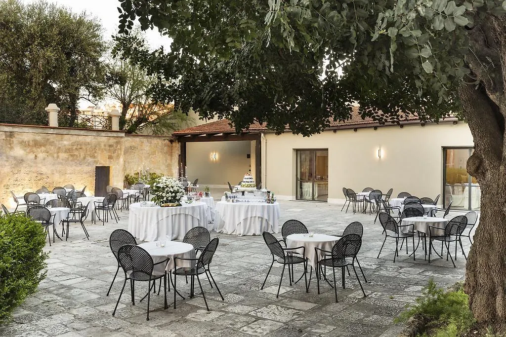 Mercure Villa Romanazzi Carducci Бари Италия